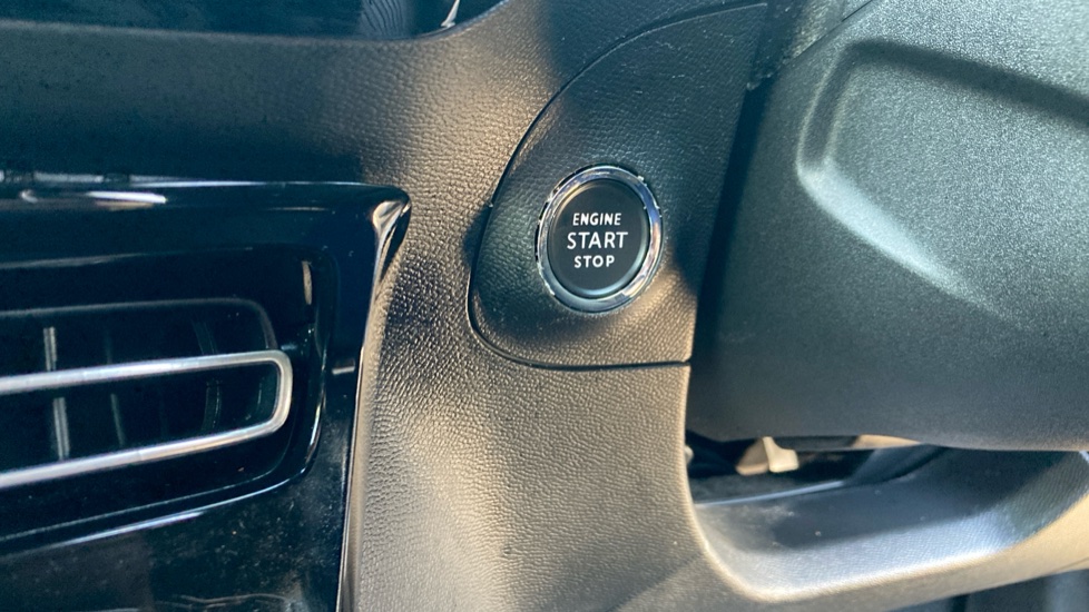 Vauxhall Mokka 100kW Ultimate 50kWh 5dr Auto Electric Hatchback - Image 24