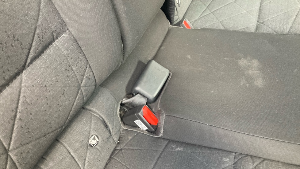 Hyundai BAYON 1.0 TGDi 48V MHEV SE Connect 5dr Petrol Hatchback - Image 17