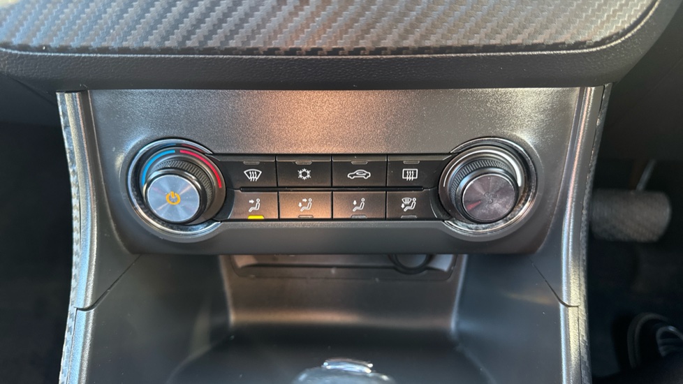 MG ZS 1.0T GDi Exclusive 5dr DCT Petrol Hatchback - Image 30