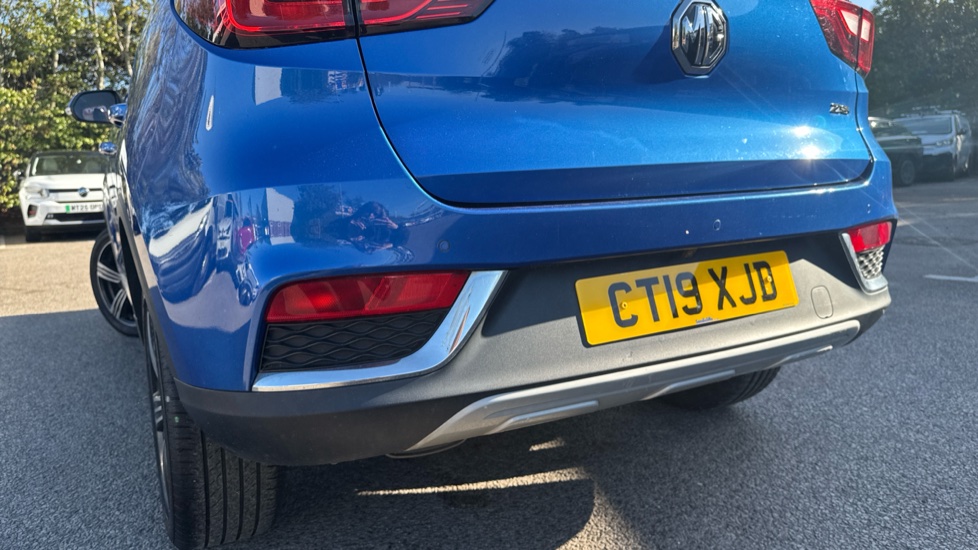 MG ZS 1.0T GDi Exclusive 5dr DCT Petrol Hatchback - Image 31