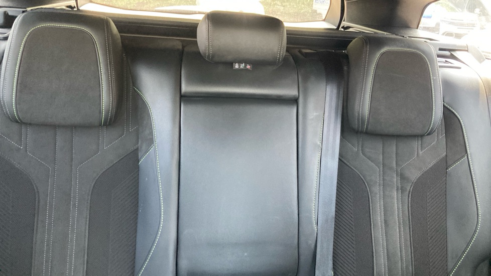 Peugeot 308 1.6 Hybrid GT Premium 5dr e-EAT8 Estate - Image 15