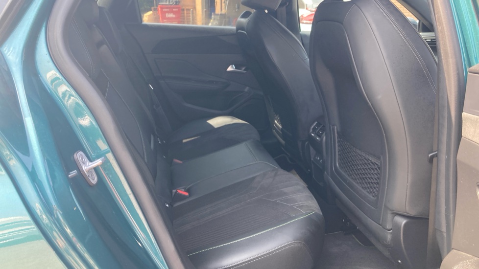 Peugeot 308 1.6 Hybrid GT Premium 5dr e-EAT8 Estate - Image 16