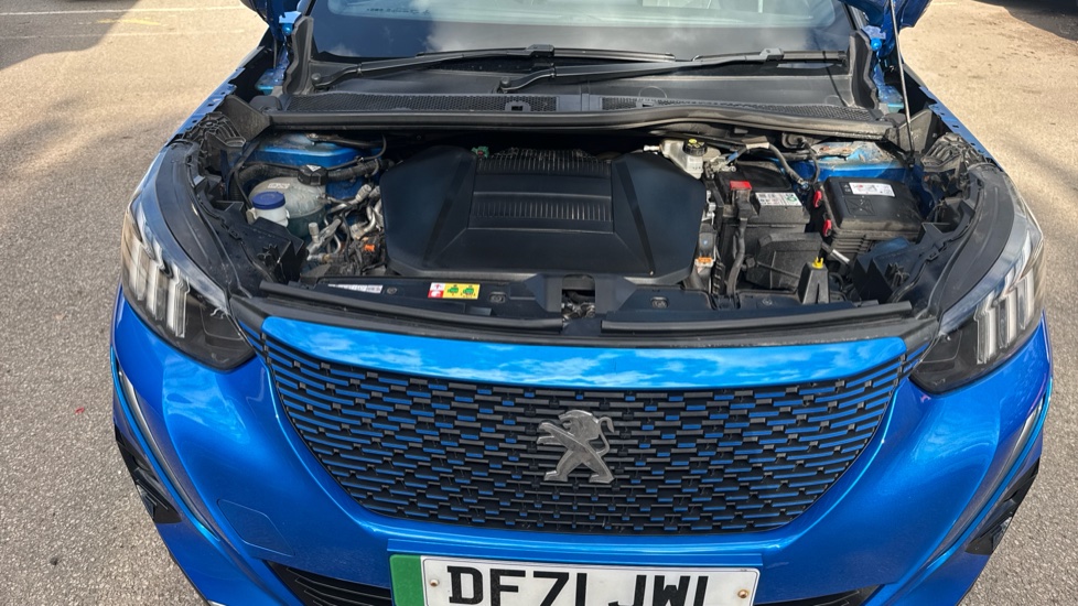 Peugeot 2008 100kW GT Premium 50kWh 5dr Auto Electric Estate - Image 8