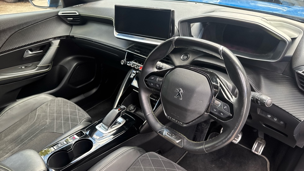 Peugeot 2008 100kW GT Premium 50kWh 5dr Auto Electric Estate - Image 11