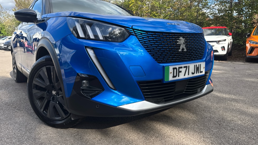 Peugeot 2008 100kW GT Premium 50kWh 5dr Auto Electric Estate - Image 40