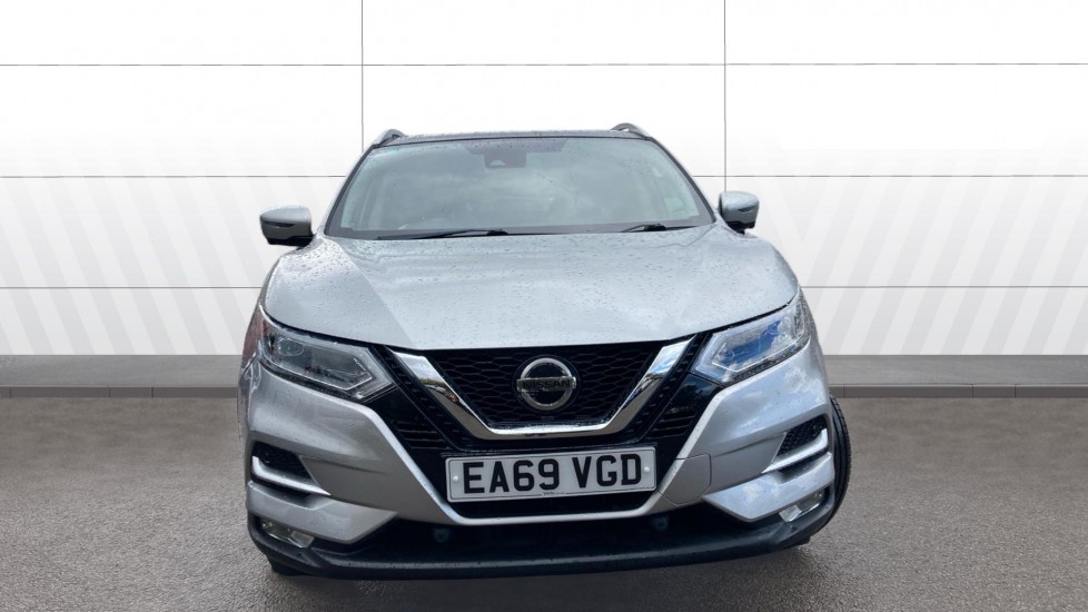 Nissan Qashqai 1.3 DiG-T Tekna 5dr Petrol Hatchback - Image 3