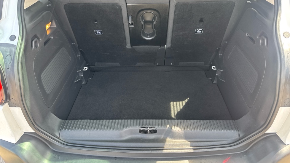 Citroen C3 Aircross 1.2 PureTech 110 Flair 5dr EAT6 Petrol Hatchback - Image 4