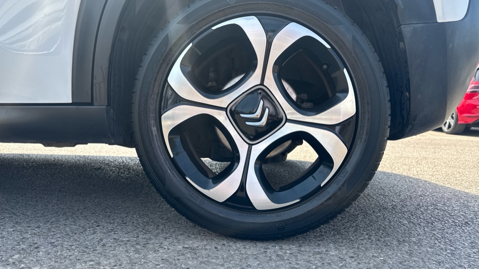 Citroen C3 Aircross 1.2 PureTech 110 Flair 5dr EAT6 Petrol Hatchback - Image 7