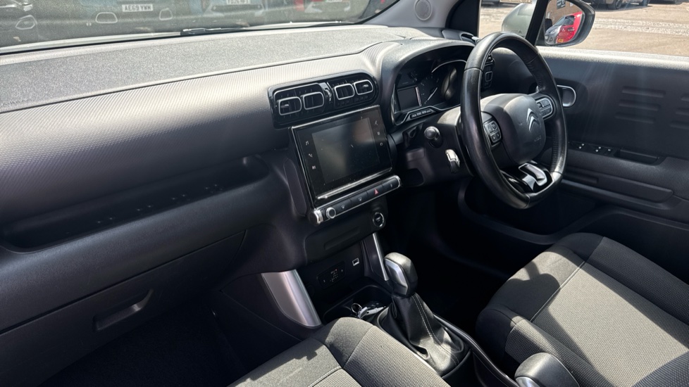 Citroen C3 Aircross 1.2 PureTech 110 Flair 5dr EAT6 Petrol Hatchback - Image 9