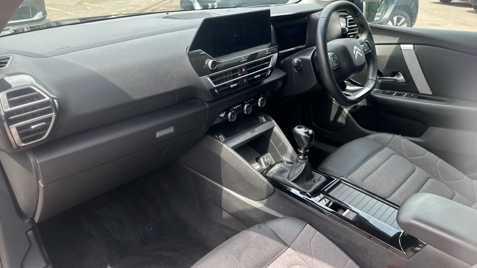 Citroen C4 1.2 PureTech [130] C-Series Edition 5dr Petrol Hatchback - Image 9