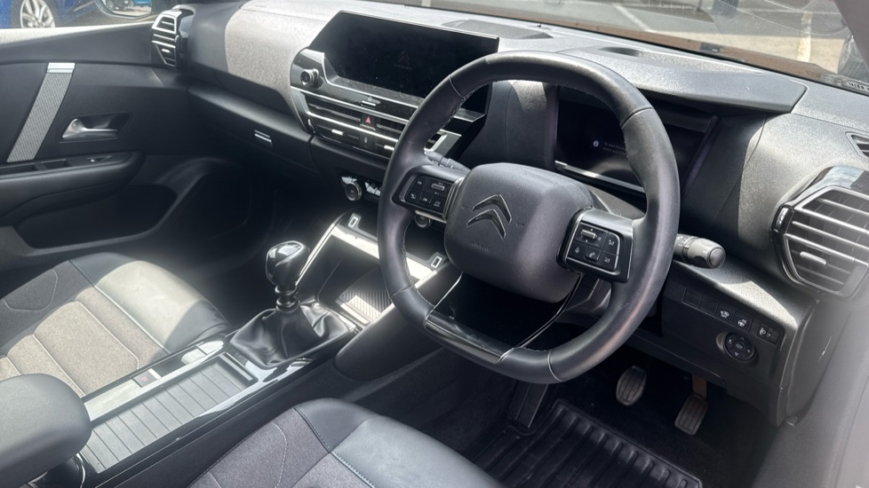 Citroen C4 1.2 PureTech [130] C-Series Edition 5dr Petrol Hatchback - Image 11