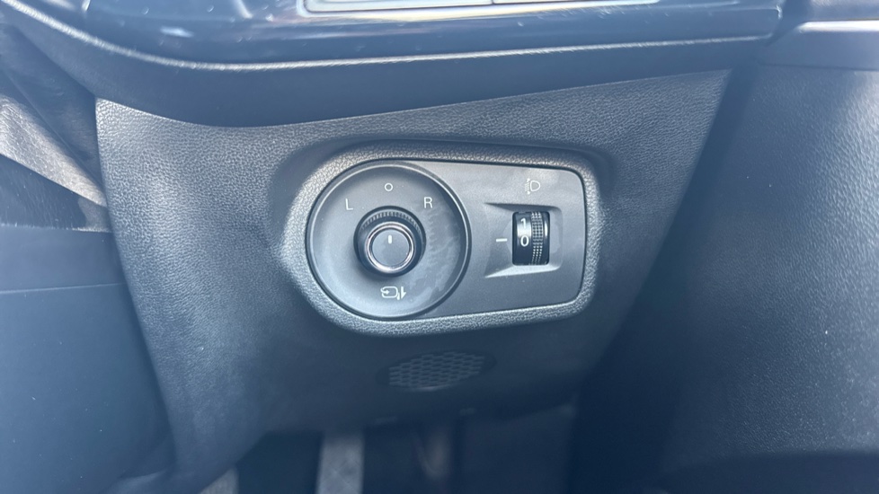 MG MG3 1.5 Hybrid Trophy 5dr Auto Hybrid Hatchback - Image 24