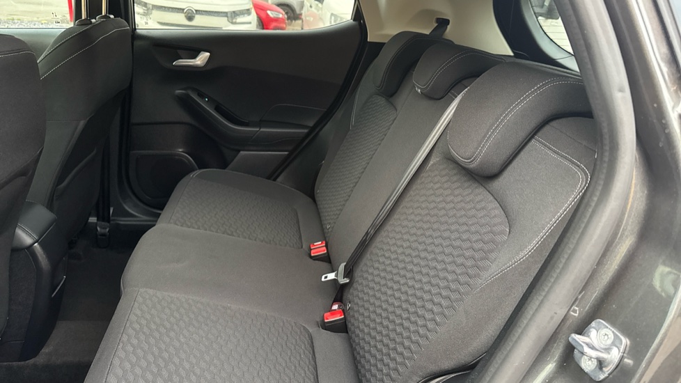 Ford Fiesta 1.0 EcoBoost Titanium 5dr Petrol Hatchback - Image 16