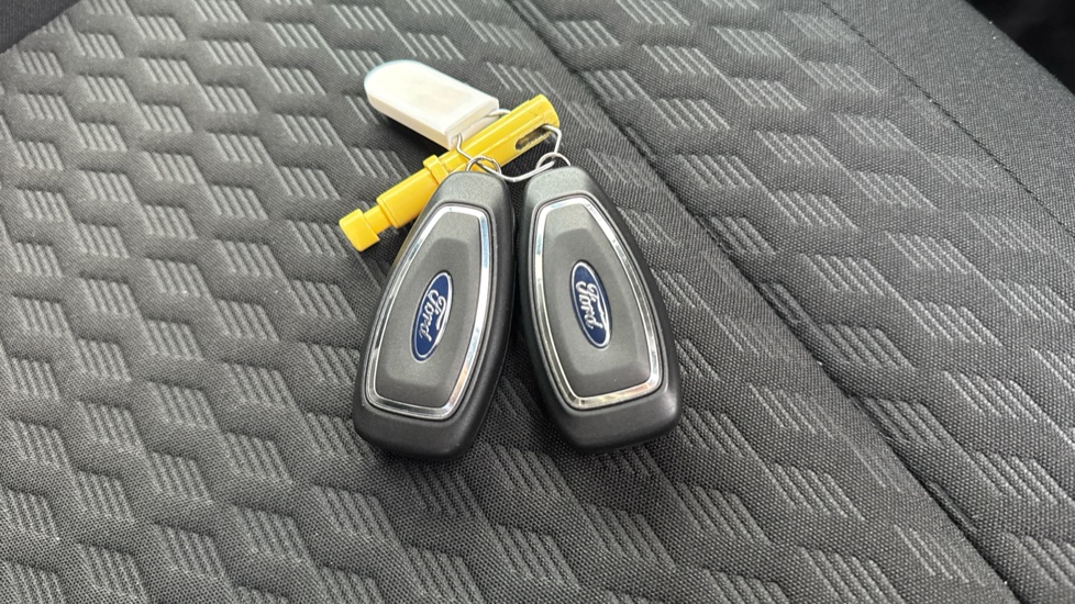 Ford Fiesta 1.0 EcoBoost Titanium 5dr Petrol Hatchback - Image 20