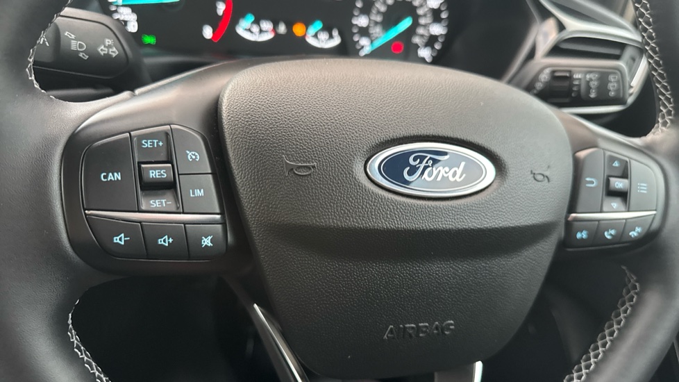 Ford Fiesta 1.0 EcoBoost Titanium 5dr Petrol Hatchback - Image 23
