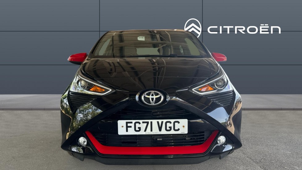 Toyota Aygo 1.0 VVT-i X-Trend TSS 5dr Petrol Hatchback - Image 3