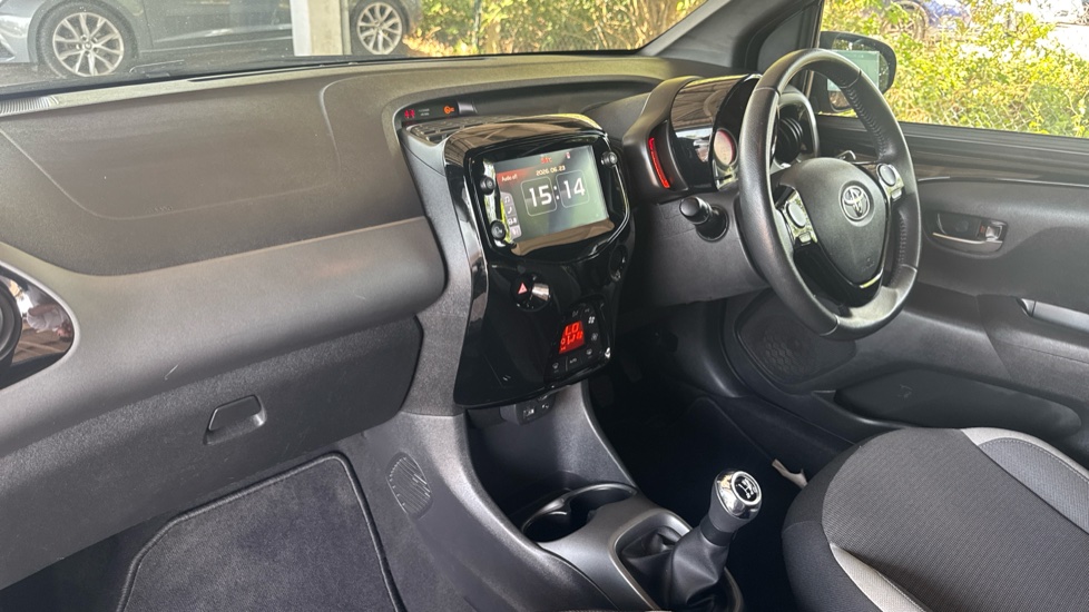Toyota Aygo 1.0 VVT-i X-Trend TSS 5dr Petrol Hatchback - Image 9