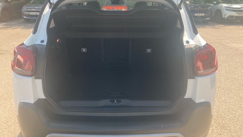 Citroen C3 Aircross 1.2 PureTech 110 Shine Plus 5dr Petrol Hatchback - Image 4