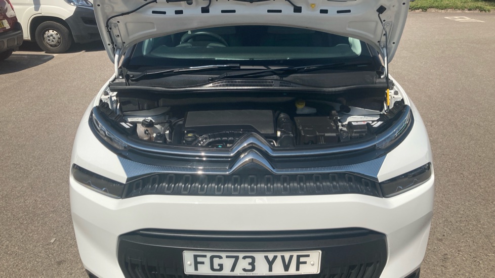 Citroen C3 Aircross 1.2 PureTech 110 Shine Plus 5dr Petrol Hatchback - Image 8