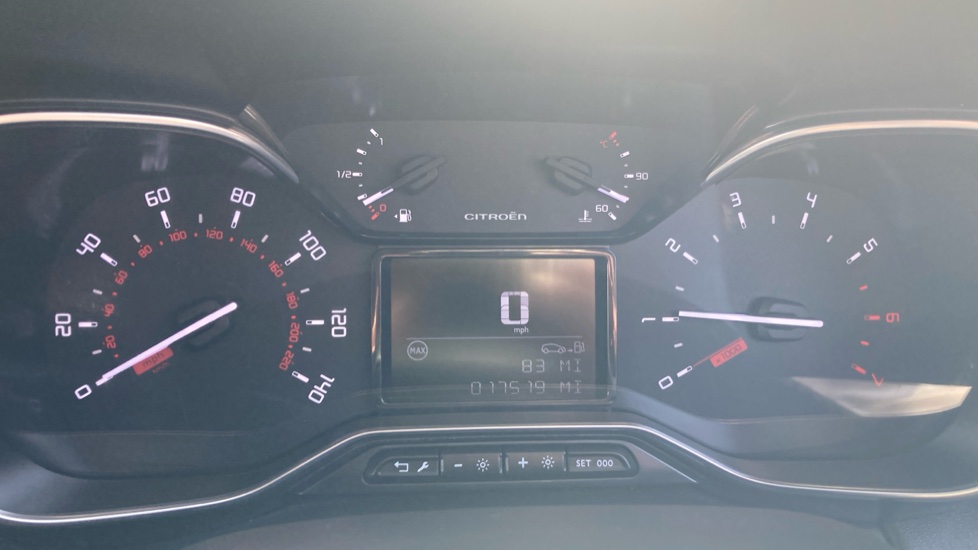 Citroen C3 Aircross 1.2 PureTech 110 Shine Plus 5dr Petrol Hatchback - Image 18