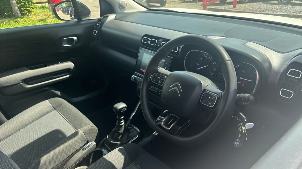 Citroen C3 Aircross 1.2 PureTech 110 You 5dr Petrol Hatchback - Image 11