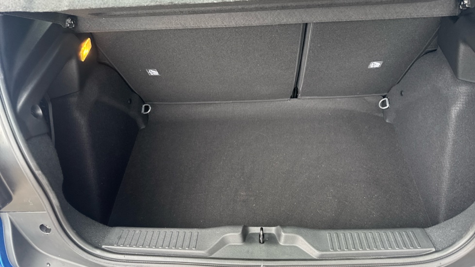 Citroen C3 1.2 Turbo Plus 5dr Petrol Hatchback - Image 4
