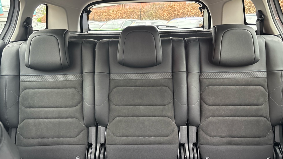 Citroen C5 Aircross 1.5D Max Edition 5dr Auto Diesel Hatchback - Image 15