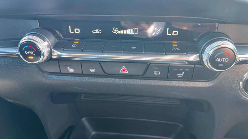 Mazda CX-30 2.0 e-Skyactiv G MHEV Sport Lux 5dr Petrol Hatchback - Image 21