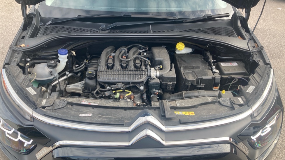 Citroen C3 1.2 PureTech C-Series Edition 5dr Petrol Hatchback - Image 8
