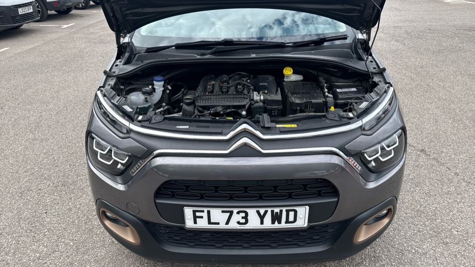 Citroen C3 1.2 PureTech C-Series Edition 5dr Petrol Hatchback - Image 8