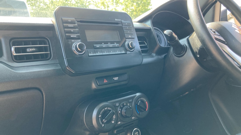 Suzuki Ignis 1.2 Dualjet 12V Hybrid SZ3 5dr Petrol Hatchback - Image 14