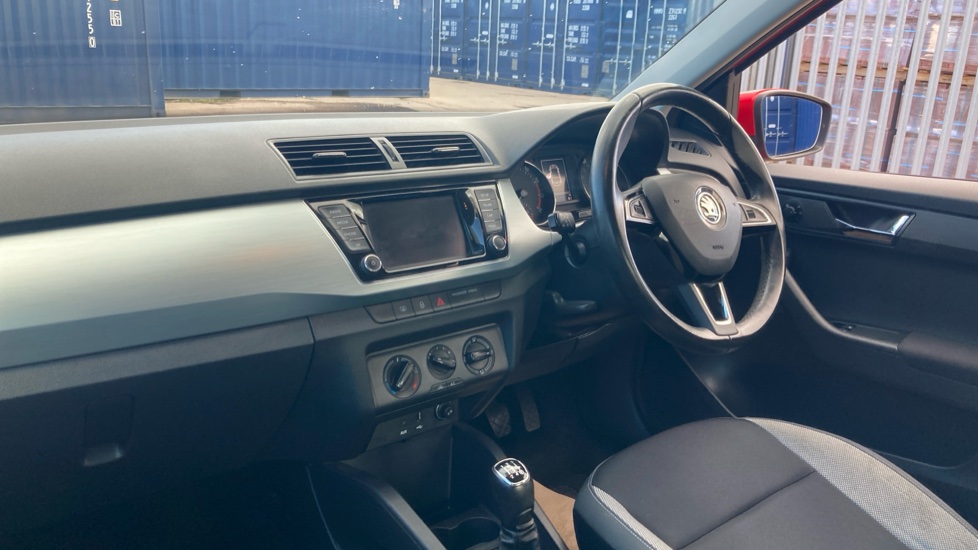 Skoda Fabia 1.0 MPI SE 5dr Petrol Hatchback - Image 9