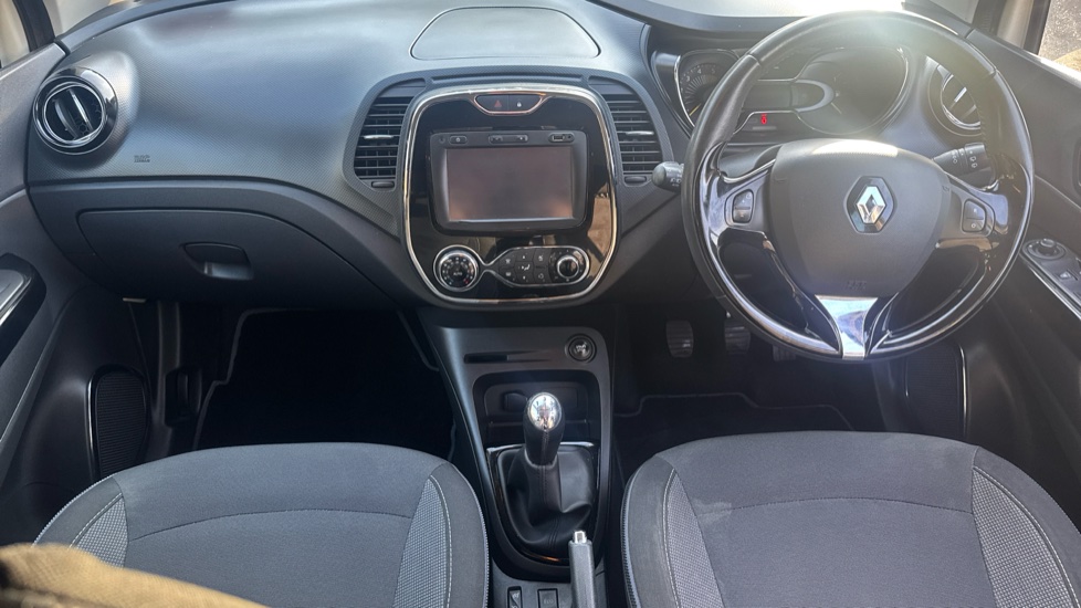 Renault Captur 1.5 dCi 90 Dynamique MediaNav Energy 5dr Diesel Hatchback - Image 10