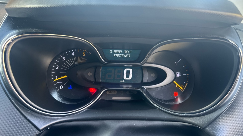 Renault Captur 1.5 dCi 90 Dynamique MediaNav Energy 5dr Diesel Hatchback - Image 18