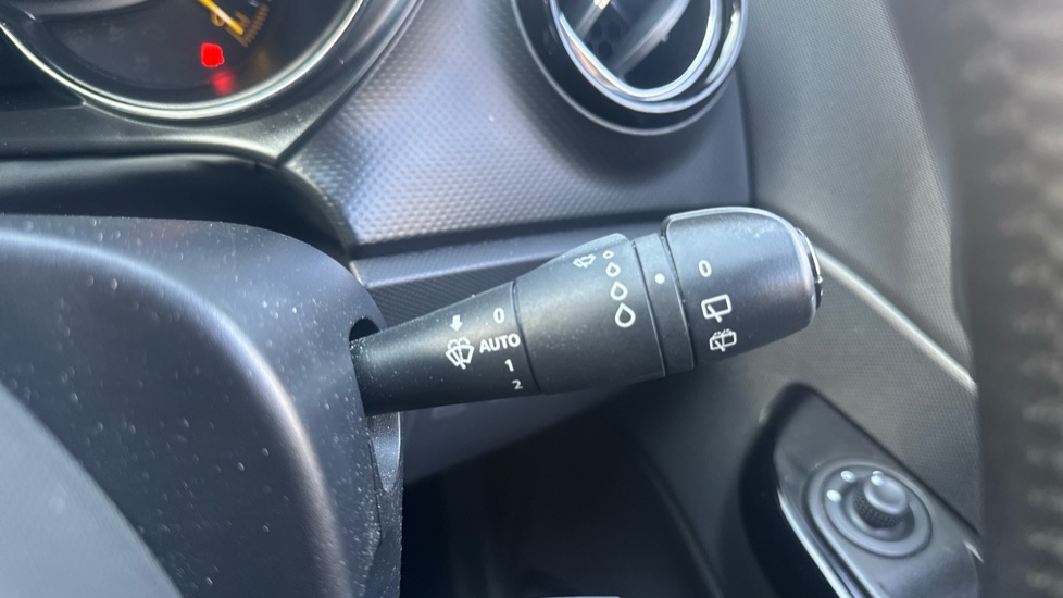 Renault Captur 1.5 dCi 90 Dynamique MediaNav Energy 5dr Diesel Hatchback - Image 26