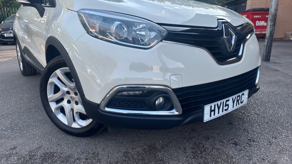 Renault Captur 1.5 dCi 90 Dynamique MediaNav Energy 5dr Diesel Hatchback - Image 32