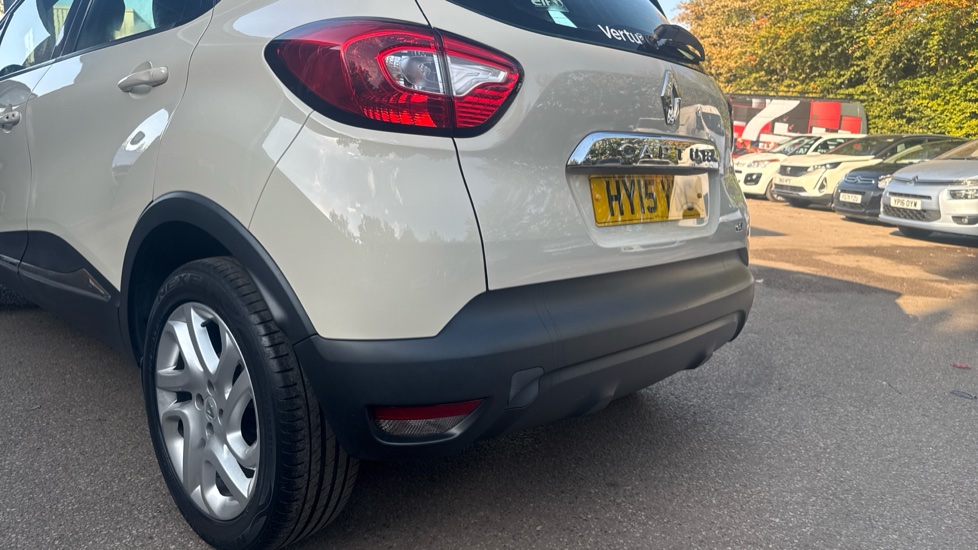 Renault Captur 1.5 dCi 90 Dynamique MediaNav Energy 5dr Diesel Hatchback - Image 35