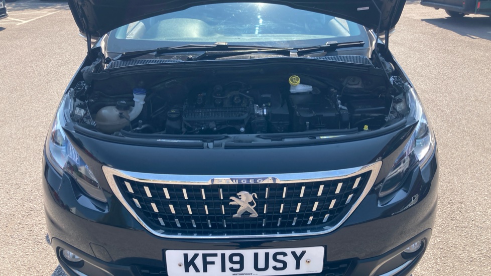Peugeot 2008 1.2 PureTech Allure Premium 5dr [Start Stop] Petrol Estate - Image 8