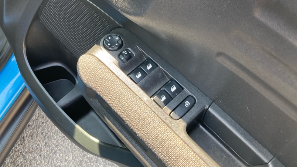 Citroen C3 Aircross 1.5 BlueHDi Flair 5dr [6 speed] Diesel Hatchback - Image 22