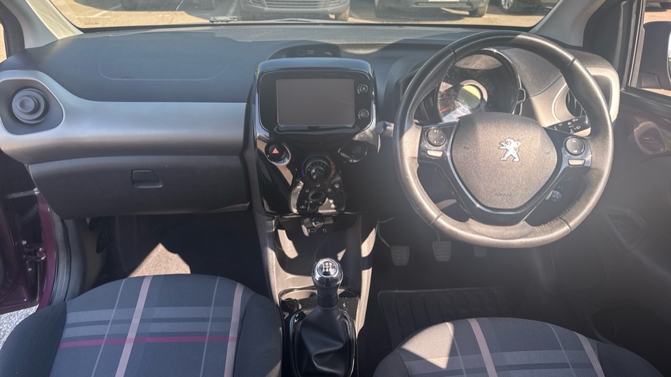 Peugeot 108 1.2 PureTech Allure 3dr Petrol Hatchback - Image 10