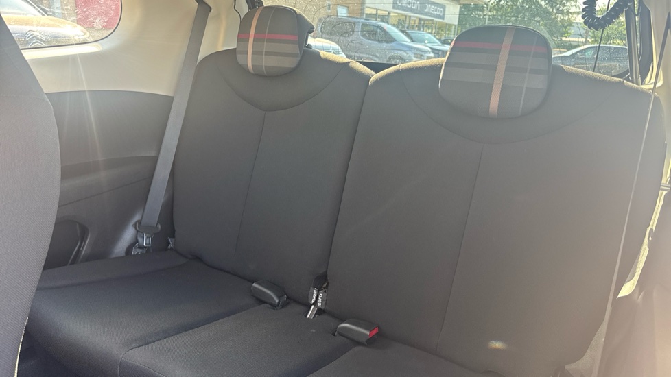 Peugeot 108 1.2 PureTech Allure 3dr Petrol Hatchback - Image 16