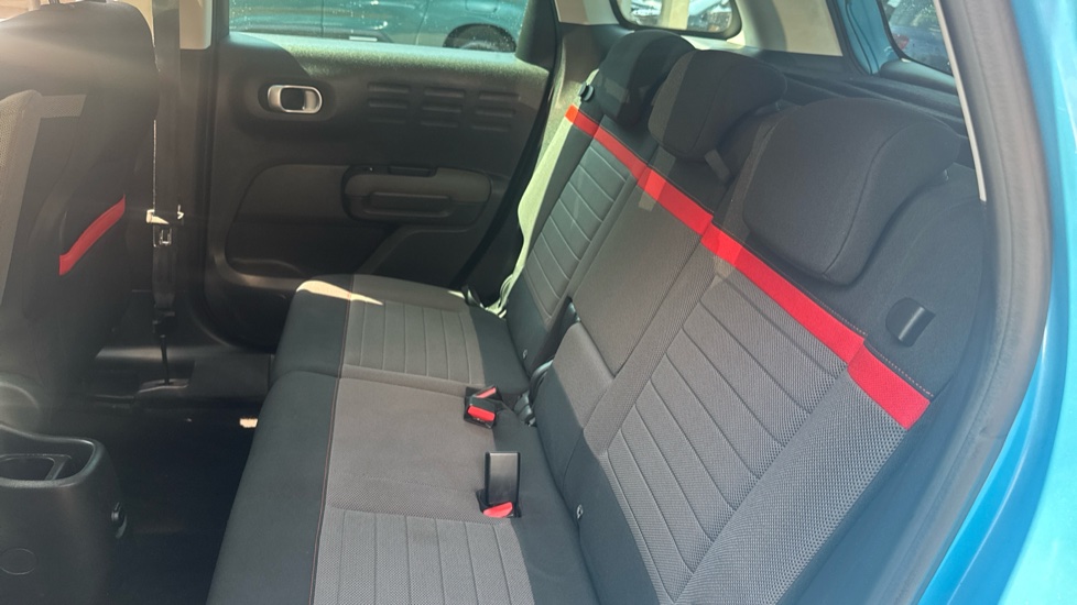 Citroen C3 Aircross 1.2 PureTech 110 Flair 5dr [6 speed] Petrol Hatchback - Image 16