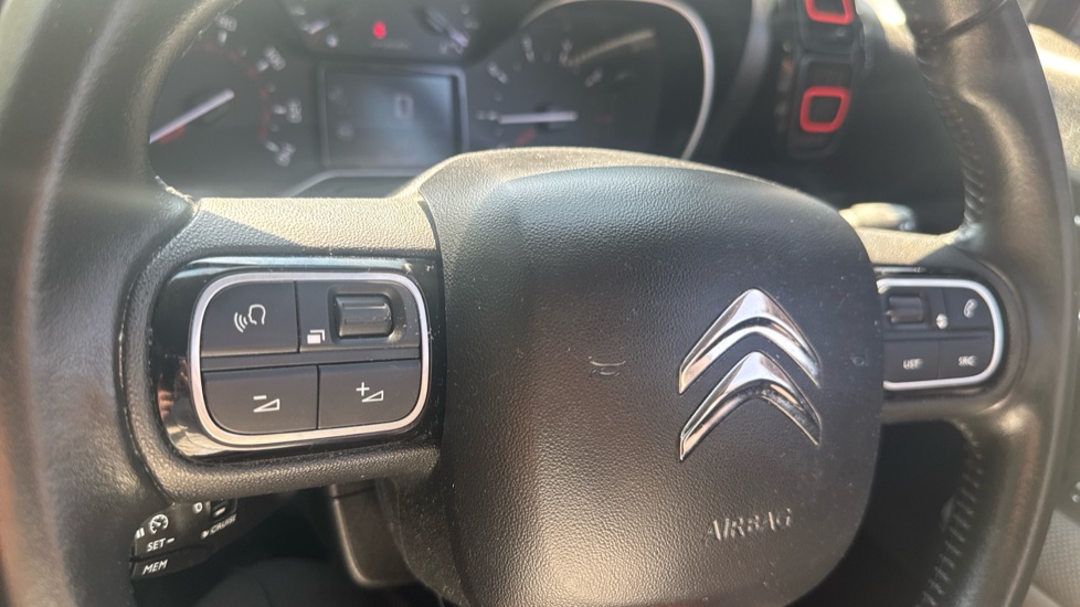 Citroen C3 Aircross 1.2 PureTech 110 Flair 5dr [6 speed] Petrol Hatchback - Image 21