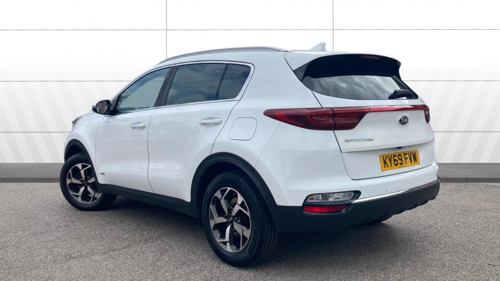 Kia Sportage 1.6T GDi ISG 2 5dr [AWD] Petrol Estate - Image 2