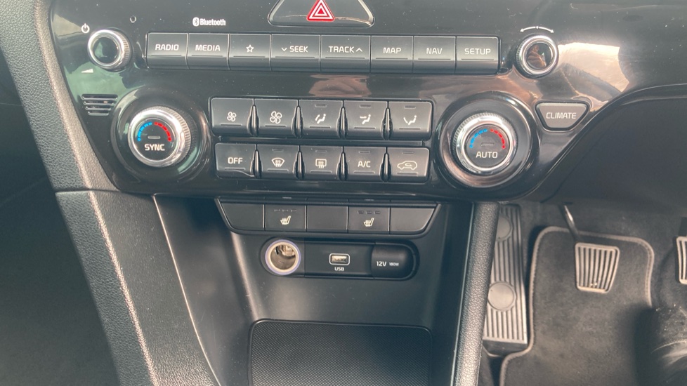 Kia Sportage 1.6T GDi ISG 2 5dr [AWD] Petrol Estate - Image 28