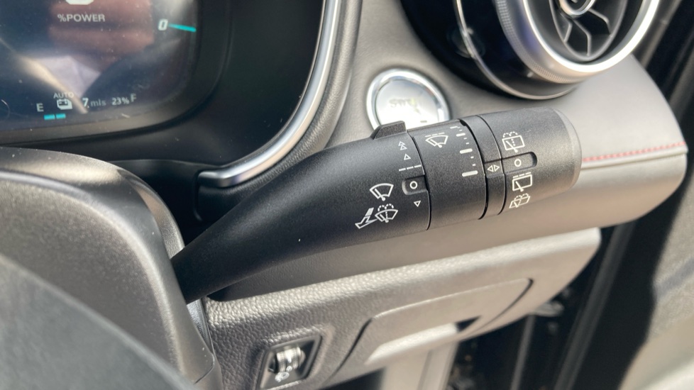 MG HS 1.5 T-GDI PHEV Exclusive 5dr Auto Hatchback - Image 29