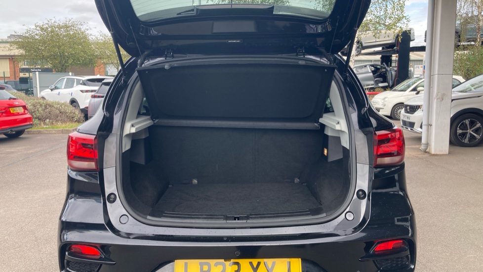 MG ZS 1.5 VTi-TECH Exclusive 5dr Petrol Hatchback - Image 4