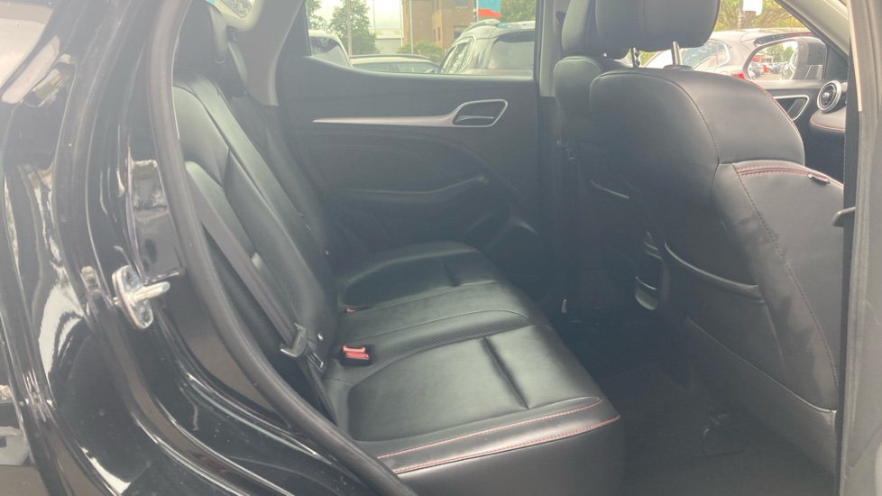 MG ZS 1.5 VTi-TECH Exclusive 5dr Petrol Hatchback - Image 16