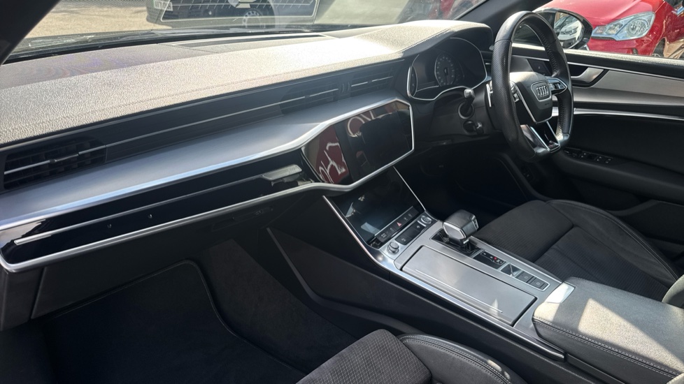 Audi A6 40 TDI Black Edition 5dr S Tronic Diesel Estate - Image 9