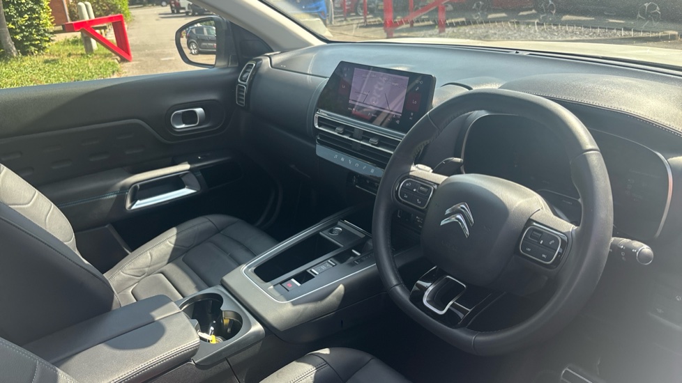 Citroen C5 Aircross 1.2 PureTech C-Series Edition 5dr EAT8 Petrol Hatchback - Image 11